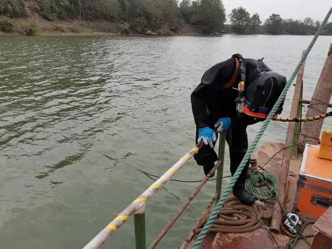 管道水下铺设工期短经验丰富